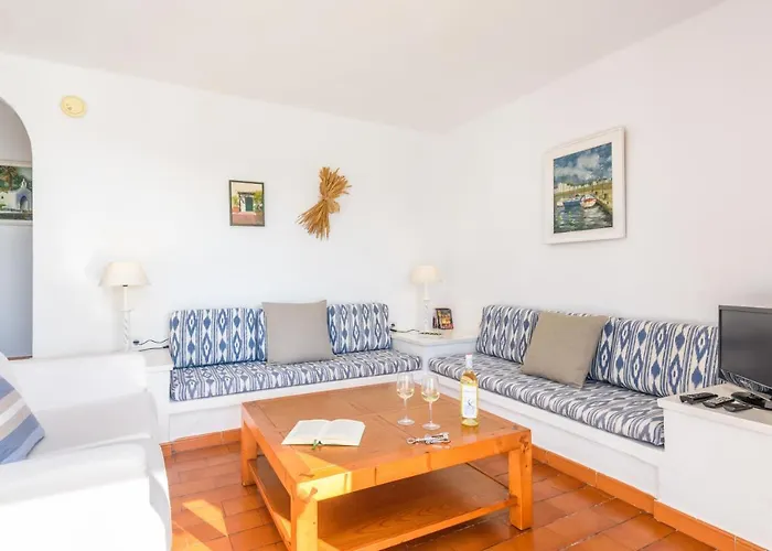 فيلة Biniclara *